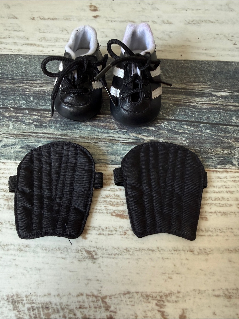 American Girl Doll Just Like You SOCCER Outfit - 18” Doll SHOES & Guards READ